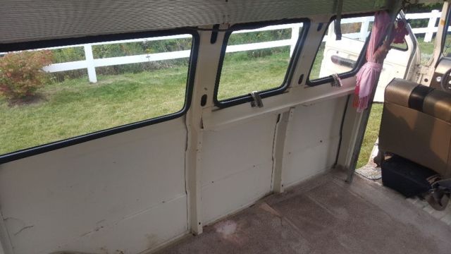 1969 Ford E-Series Van - photo 11