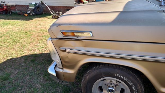 1969 Ford F-100 Vintage Custom Cab Pickup Truck - photo 4