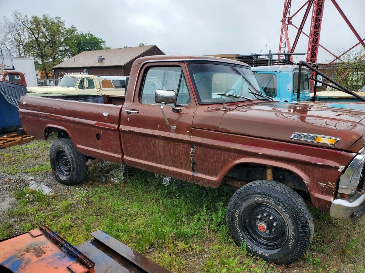 1969 Ford F-250 4x4 factory red truck 390 with a 4 speen from New Mexico ranger 1969 Ford F-250
