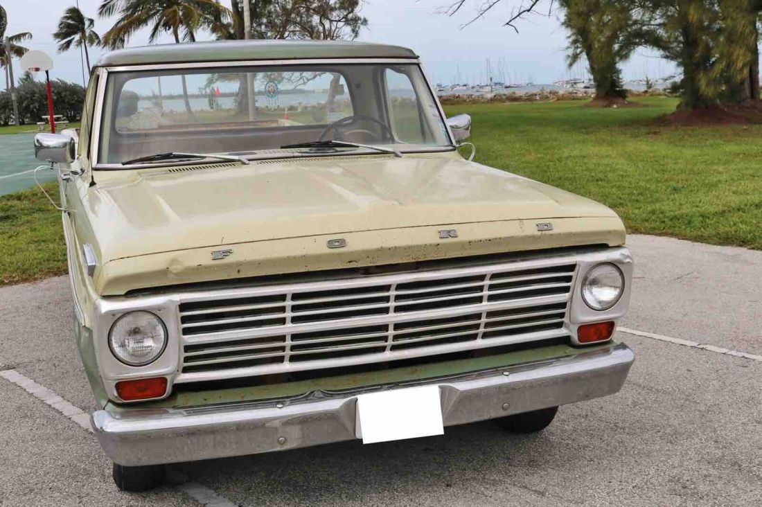 1969 Ford F100 Pickup Green RWD Automatic 1969 Ford F100