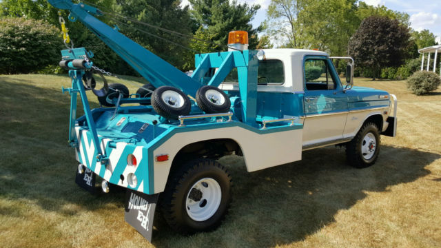 1969 FORD F350 4WD HOLMES 440 WRECKER. NUT & BOLT RESTORATION! (F100, F250) 1969 Ford F-350
