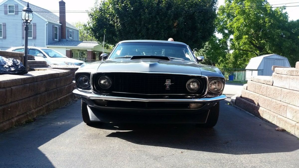 1969 Ford Mustang restomod - photo 2