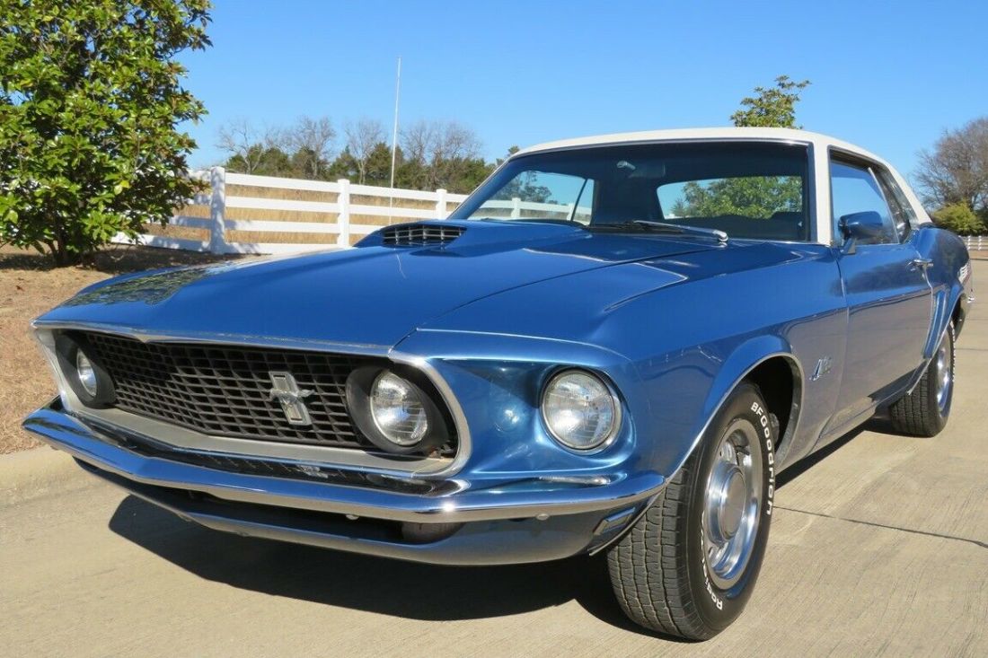 1969 Ford Mustang 302 Automatic Nicely Restored Coupe - photo 3