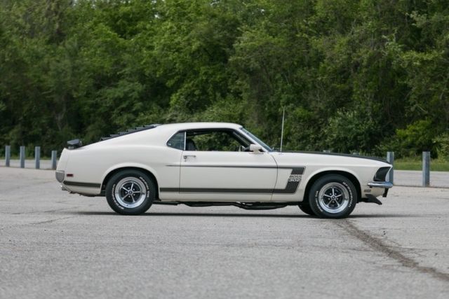 1969 Ford Mustang Boss 302 Free Shipping Until January 1 - photo 11