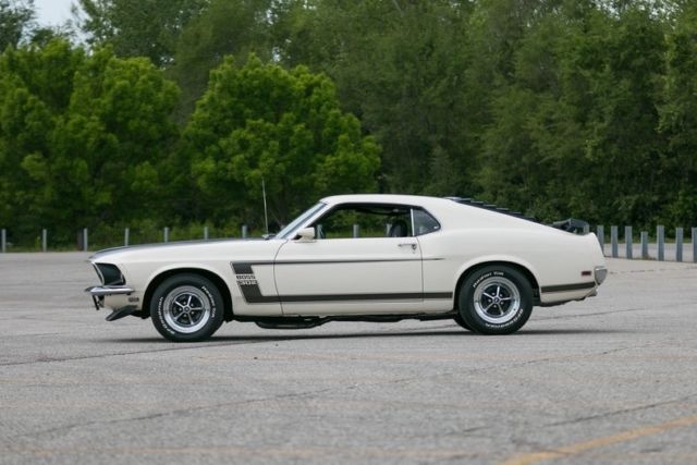 1969 Ford Mustang Boss 302 Free Shipping Until January 1 - photo 6