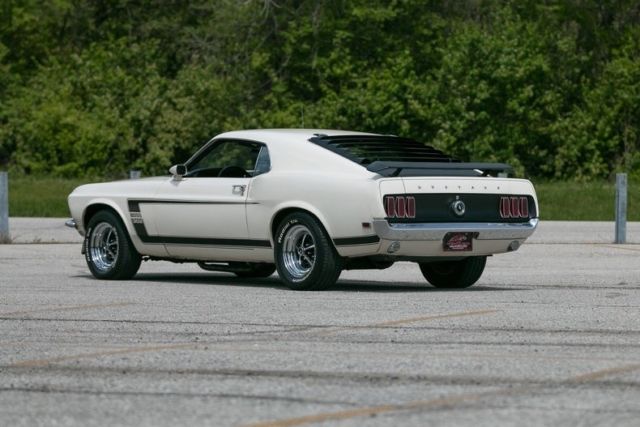 1969 Ford Mustang Boss 302 Free Shipping Until January 1 - photo 7