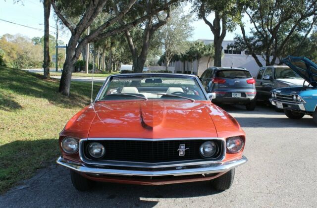 1969 Ford Mustang Convertible - photo 2