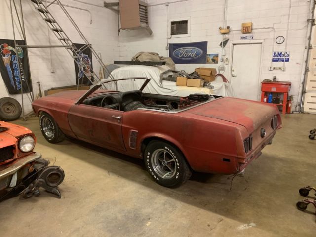 1969 FORD Mustang Convertible Candy Apple Red V-8 1969 Ford Mustang CANDY APPLE RED CONVERTIBLE V-8