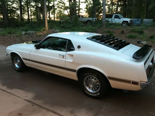 1969 Ford Mustang - photo 2