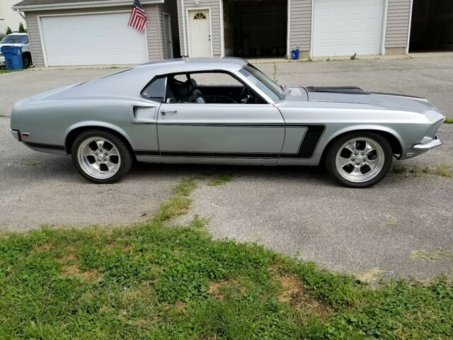 1969 Ford Mustang Fastback - photo 2