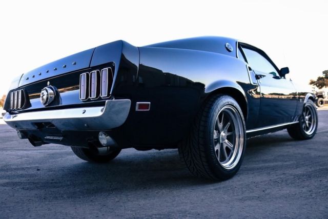 1969 Ford Mustang Mach 1 Over $140k Invested, Stunning "New" Mustang - photo 8