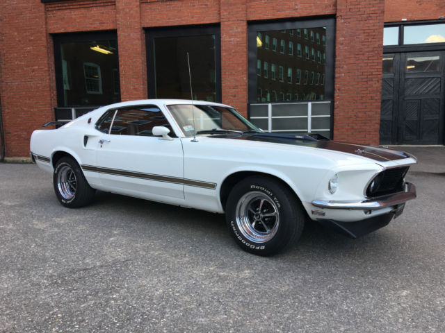 1969 Ford Mustang Mach 1 - photo 2