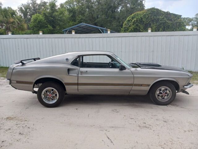 1969 Ford Mustang - photo 2