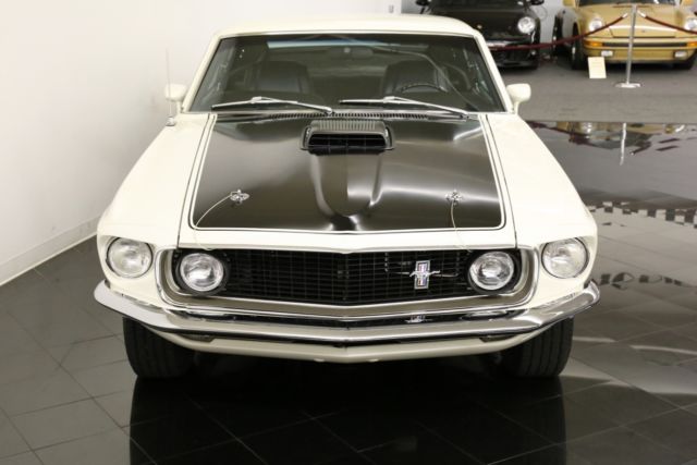 1969 Ford Mustang Mach 1 - photo 2
