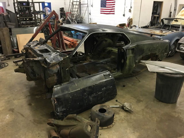 1969 Ford Mustang FORD BIG BLOCK 428 RAM AIR 4 SPEED POSI - photo 3