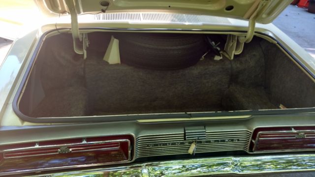 1969 Ford Thunderbird 3 G - photo 10