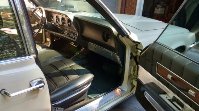 1969 Ford Thunderbird 3 G - photo 12