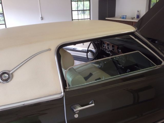 1969 Ford Thunderbird - photo 12