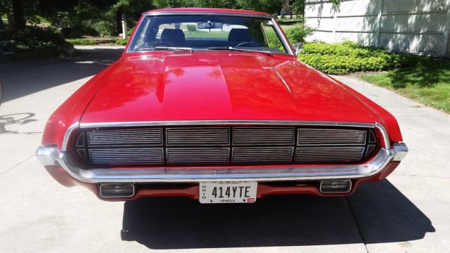 1969 Ford Thunderbird - photo 2