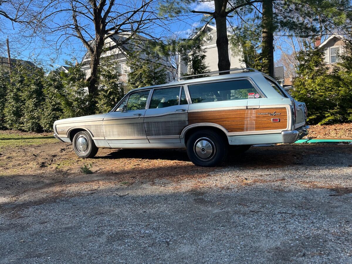 1969 Ford Torino Squire 390 Wagon - photo 10