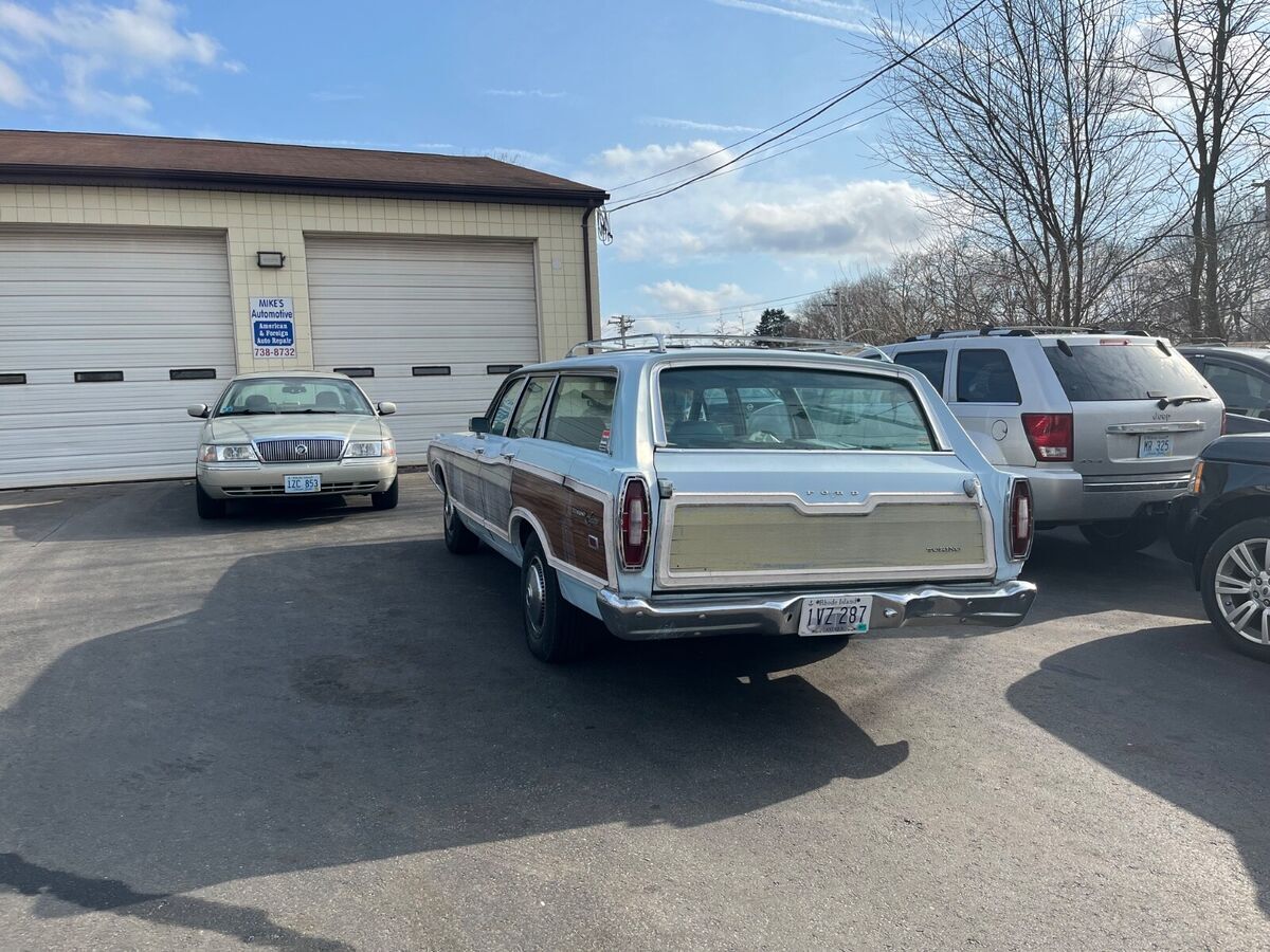 1969 Ford Torino Squire 390 Wagon - photo 12