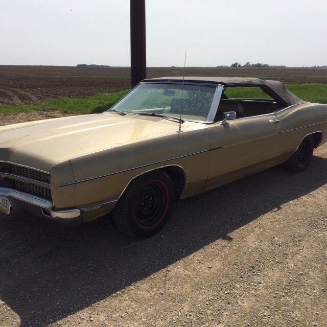 1969 Ford Galaxie XL Convertible - photo 2