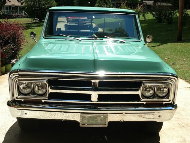 1969 GMC C1500 Base