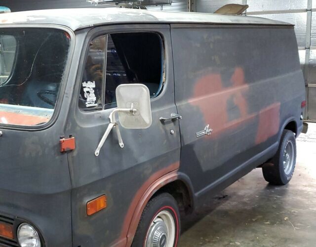 1974 Chevrolet G10 Van - photo 6