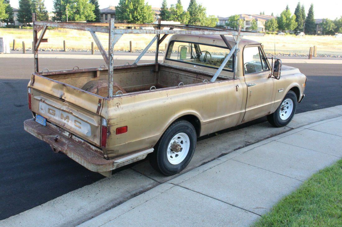1969 GMC C2500 Wideside, 8-foot bed - photo 4