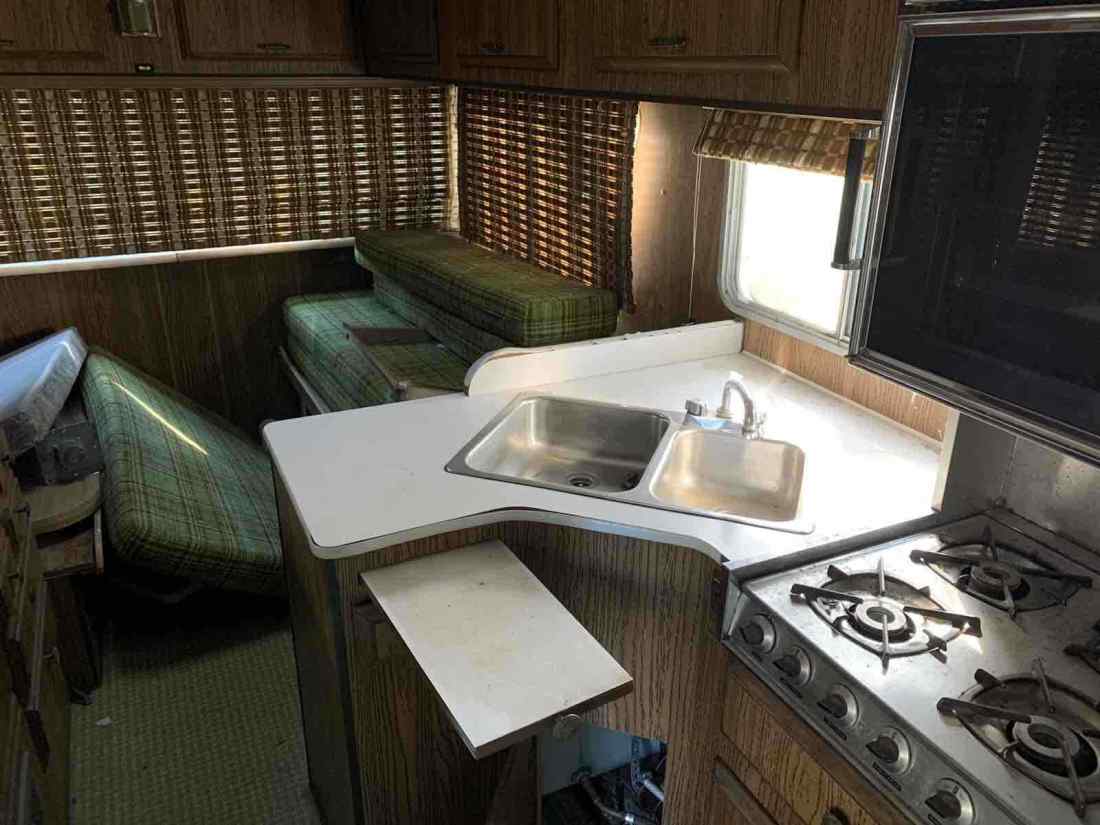 1969 GMC 3500 dually camper conversion - photo 11