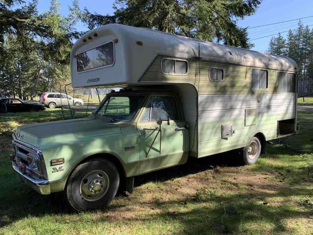 1969 GMC 3500 dually camper conversion - photo 2