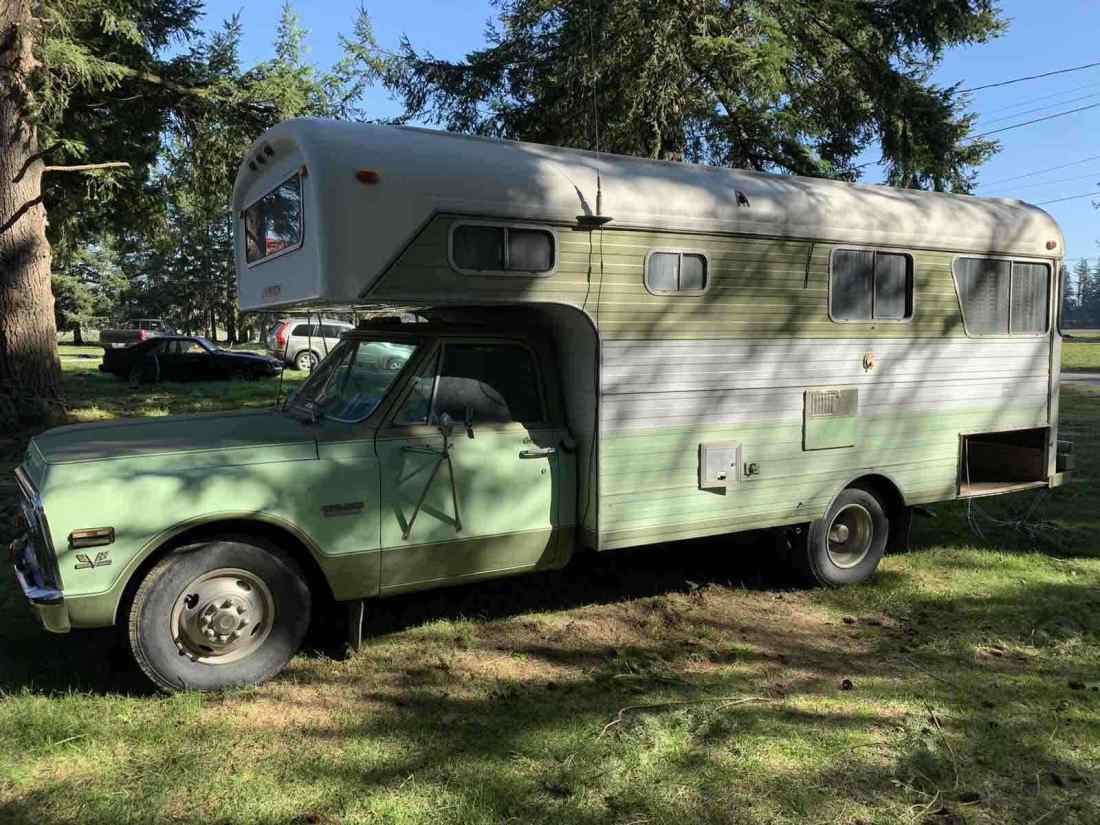 1969 GMC 3500 dually camper conversion - photo 5