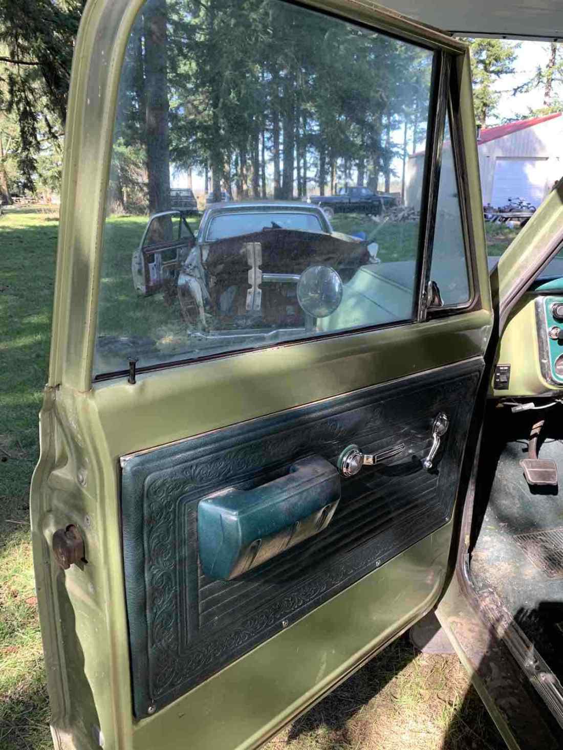 1969 GMC 3500 dually camper conversion - photo 8