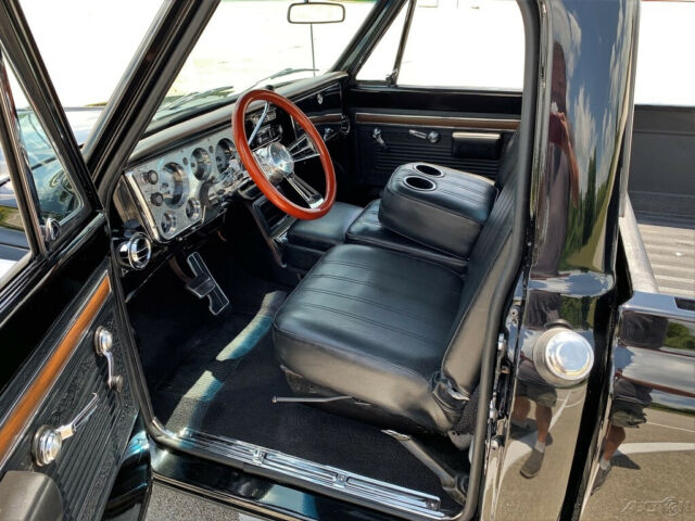 1969 GMC Sierra 1500 GMC C-10, C10 Factory Short Bed, Frame Off Custom Build - photo 5