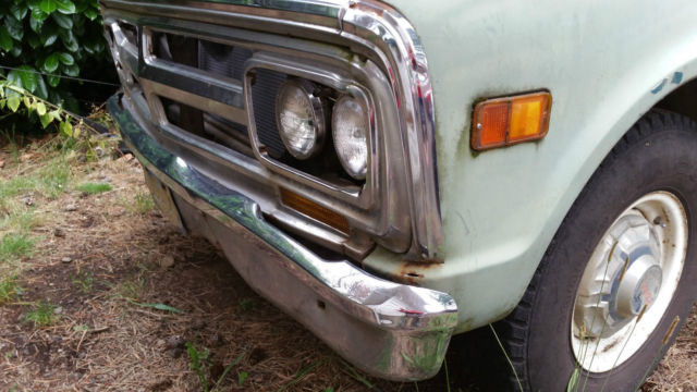 1969 GMC C2500 Custom Camper - photo 12