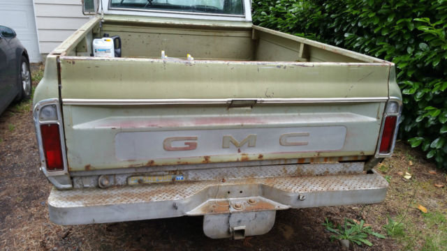 1969 GMC C2500 Custom Camper - photo 2