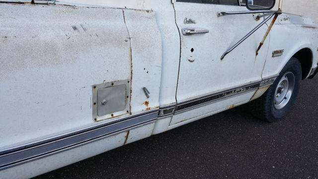 1969 GMC Sierra 2500 Seirre grande trim package - photo 3