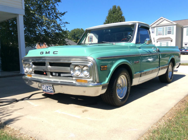 1969 GMC shortbed pickup 1969 Chevrolet C-10 aluminum trim exterior