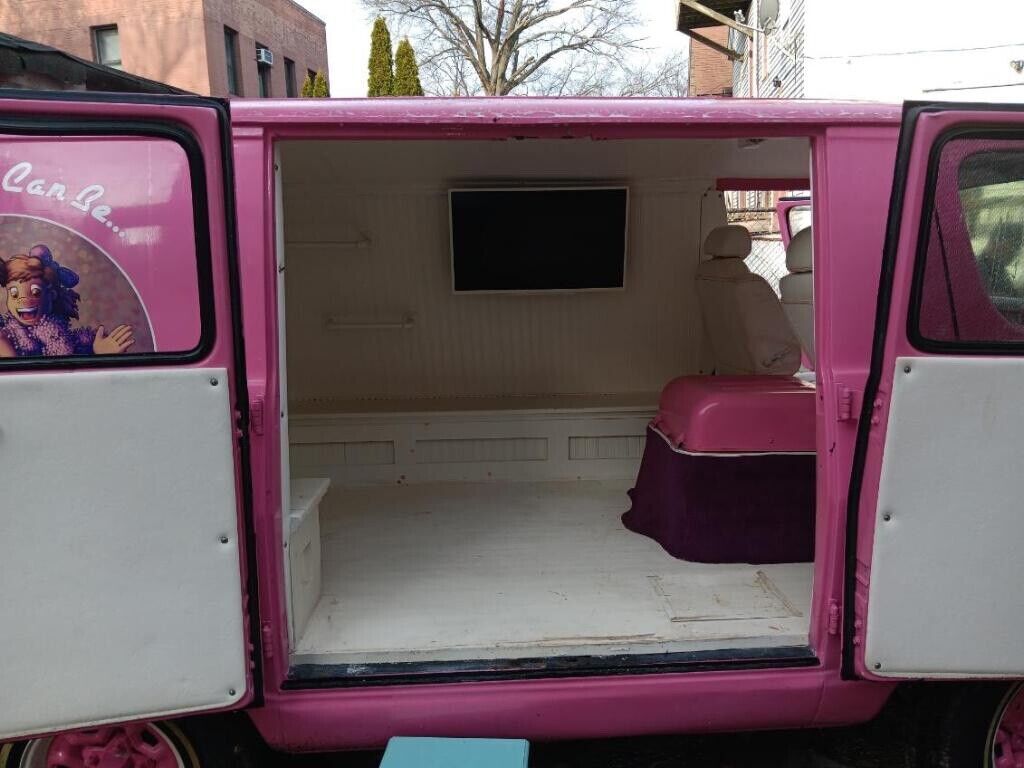 1969 GMC Van - photo 6