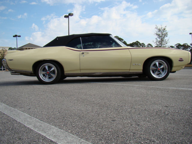 1969 Pontiac GTO Convertible - photo 11