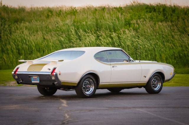 1969 Oldsmobile 442 Hurst Olds - photo 3