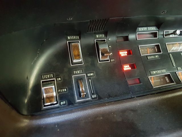 1969 Chrysler Imperial - photo 10