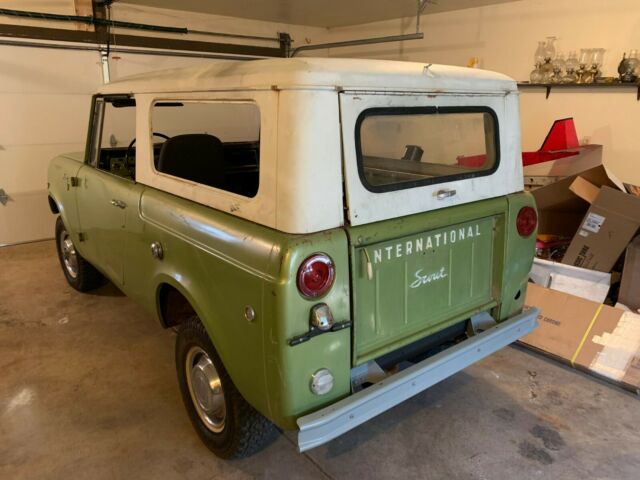 1969 International Harvester Scout 4 SPEED 4x4 304 V-8 - photo 2