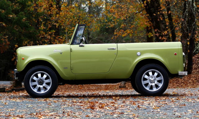 1969 INTERNATIONAL SCOUT 800A 304 V8 A/T NUMBERS MATCHING FACTORY LIME GREEN 1969 International Harvester Scout V SERIES