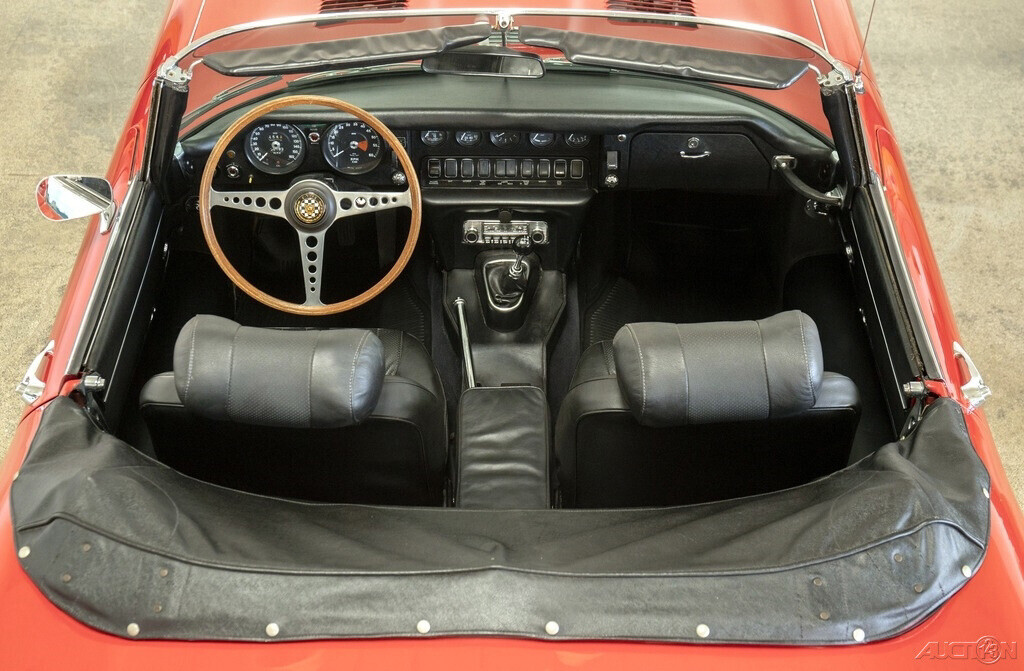 1969 Jaguar E-Type 4.2 liter Roadster - photo 10