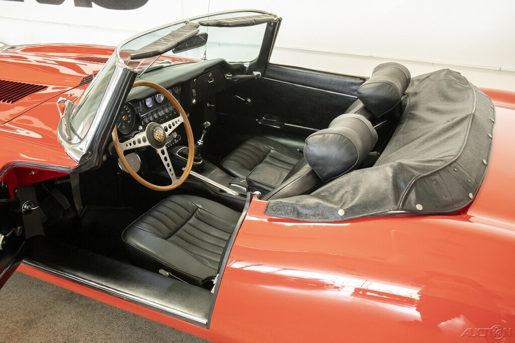 1969 Jaguar E-Type 4.2 liter Roadster - photo 11