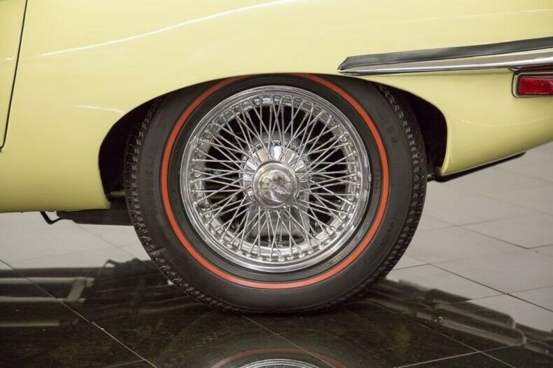 1969 Jaguar E-Type Series II Convertible - photo 9