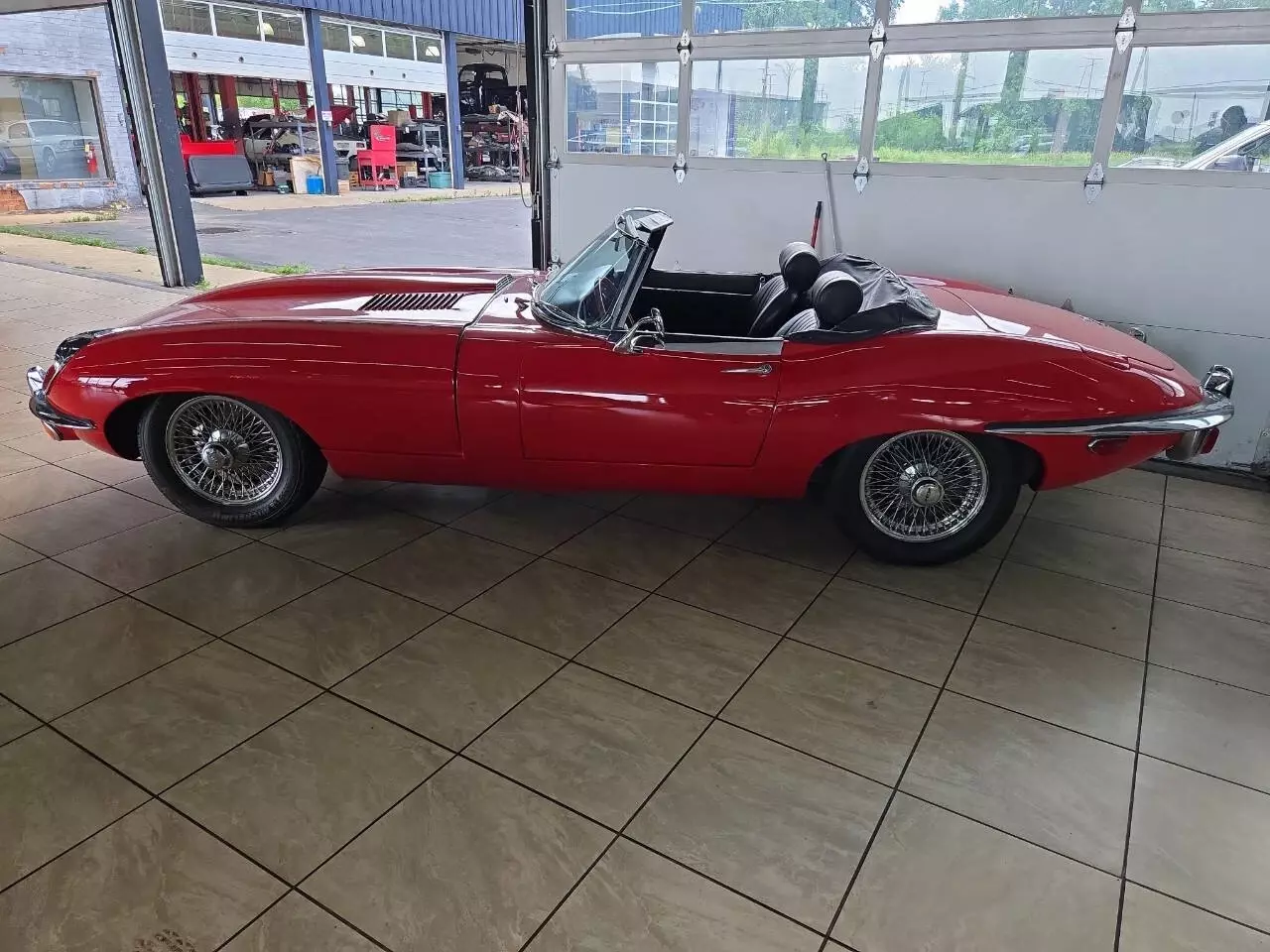 1969 Jaguar E-Type - photo 3