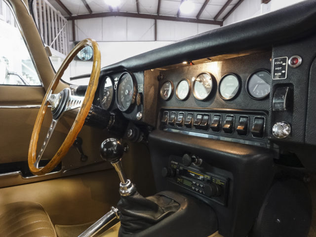 1969 Jaguar E-Type Series II Coupe - photo 11