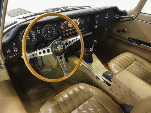 1969 Jaguar E-Type Series II Coupe - photo 9